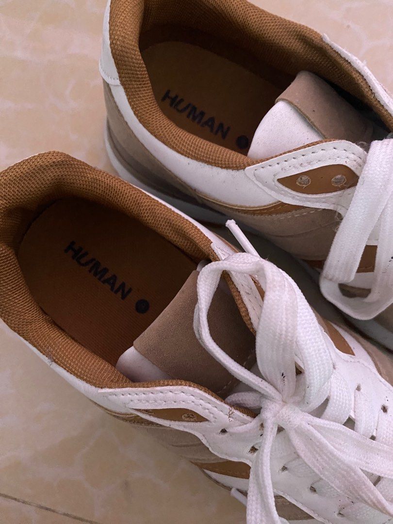 HUMAN shoes size 39