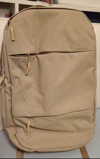 （分類：）位於 。 由 bad.minton 提交（商品編號 1204221250，圖片 1）。簡介： 。