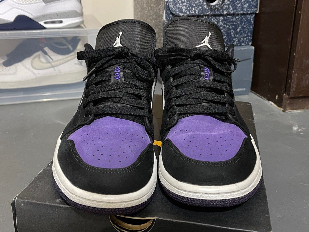 Jordan 1 Low Court Purple (Category: Sneakers) located in Pasay City. Submitted by tzuy0da (Listing ID 1204223629, Image 2). Description: Jordan 1 Low Court Purple USED, not thrifted Size 9.5 manage your expectations, this is a used pair. has seps due to age still with box but no more papers and inserts. can send more detailed pics can do meetups Pasay area only.