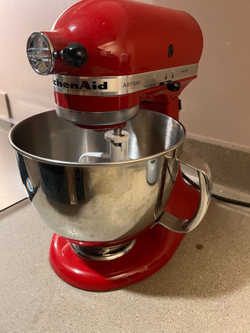 Kitchen Aid Mixer Artisan ALMOST NEW, TV & Home Appliances, Kitchen