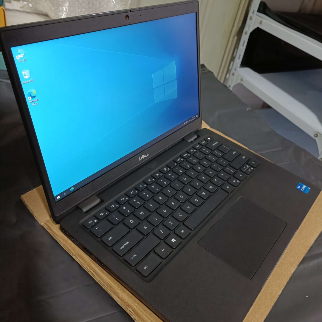 Laptop Dell i5 11th Gen 8gb ram 256 ssd latitude 3420 warranty 2025
