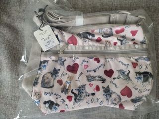 （分類：）位於 。 由 wingchan1234 提交（商品編號 1204252978，圖片 1）。簡介： 。
