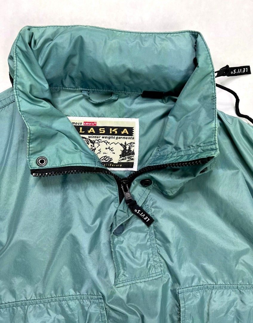 Levi's discount nylon jacket