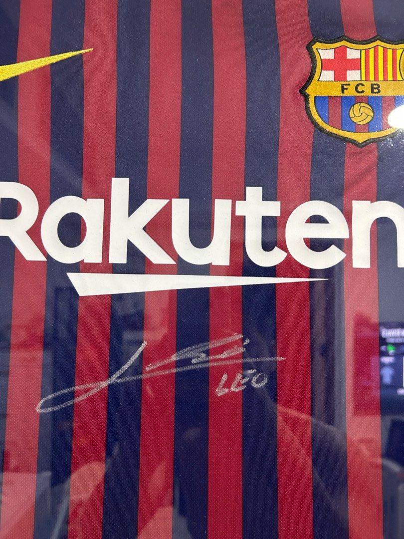 Lionel Messi Signed FC Barcelona Jersey, Hobbies & Toys, Memorabilia
