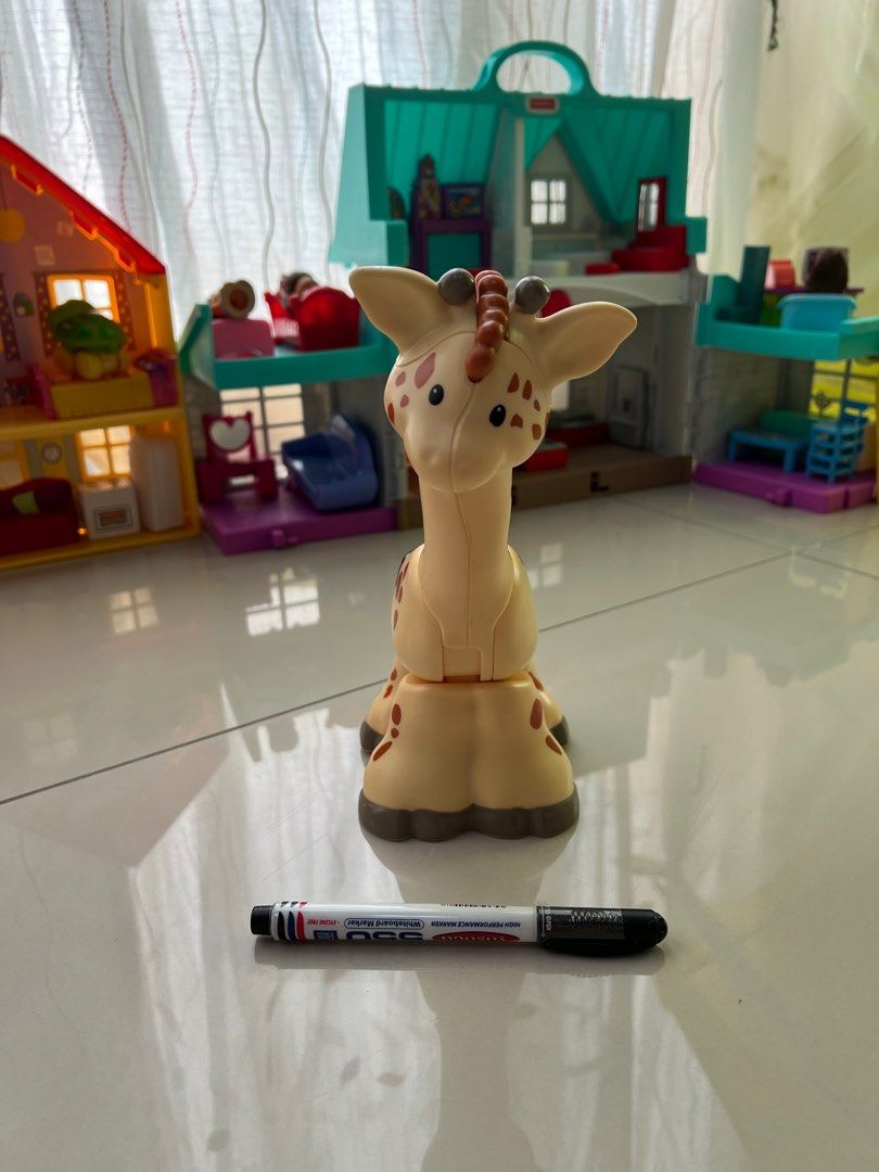 Little hot sale people giraffe