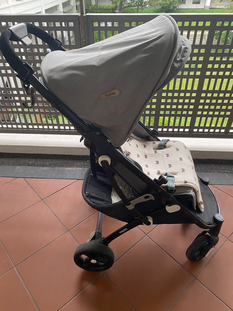 Looping Squizz Stroller with replacement wheels new cup holder