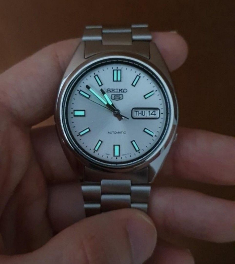 Seiko snx73 hot sale