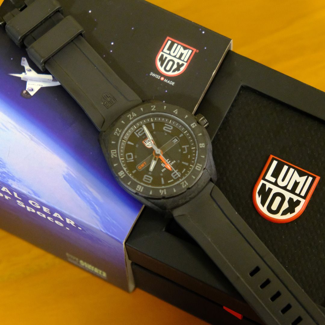 Luminox Men's 5021.GN SXC PC Carbon GMT