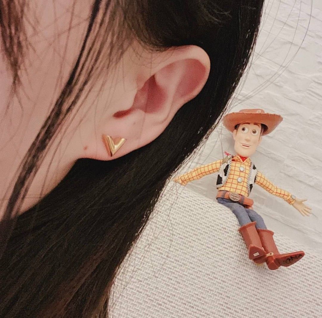 LV v earrings Luxury Accessories on Carousell