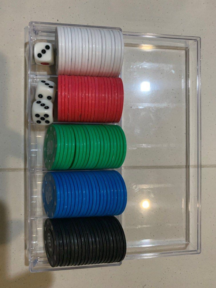 Mahjong Set, poker chips and mahjong mat, Hobbies & Toys, Toys & Games