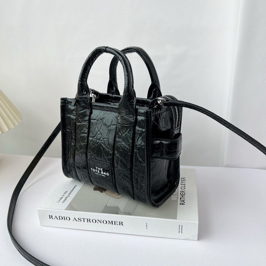Marc Jacobs new embossed crocodile leather bag Women s Fashion