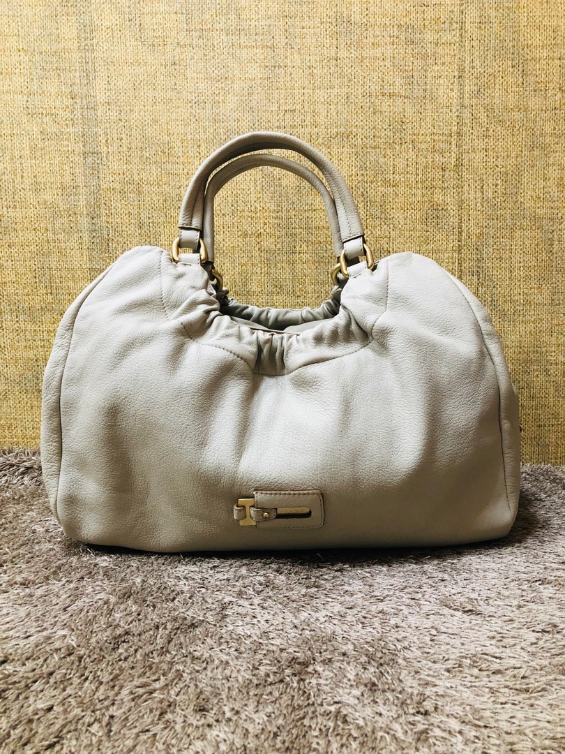 MAX MARA LEATHER HOBO / SHOULDER BAG, Luxury, Bags & Wallets on Carousell