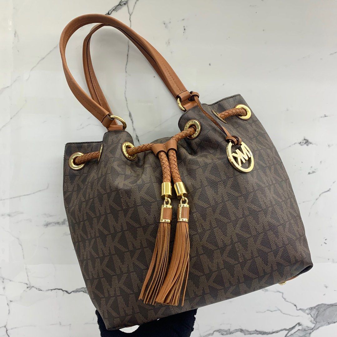 MICHAEL KORS BROWN DRAWSTRING TOTE BAG 227030781 Luxury Bags Wallets on Carousell