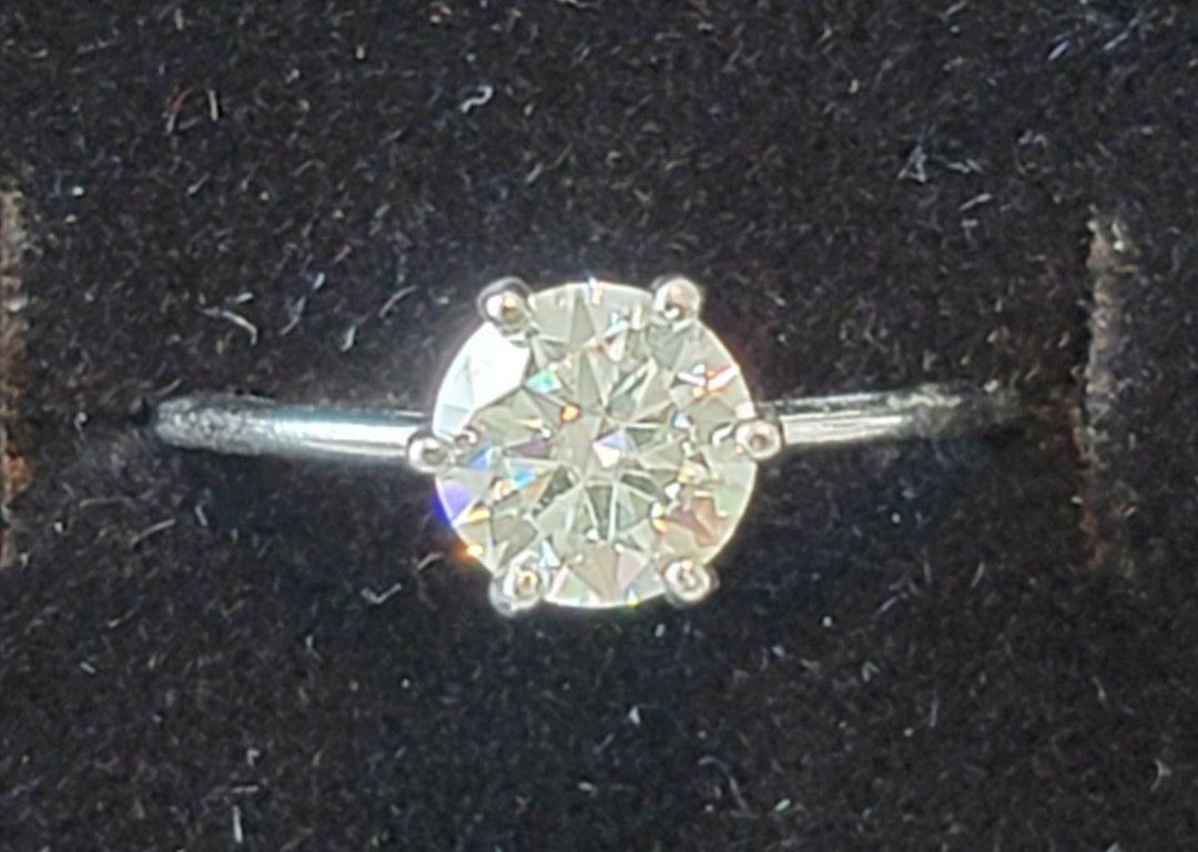 8h8a moissanite store