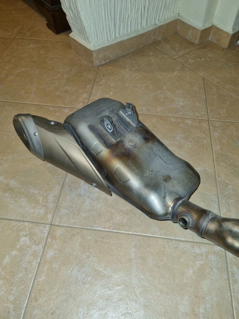 mt09 exhaust system