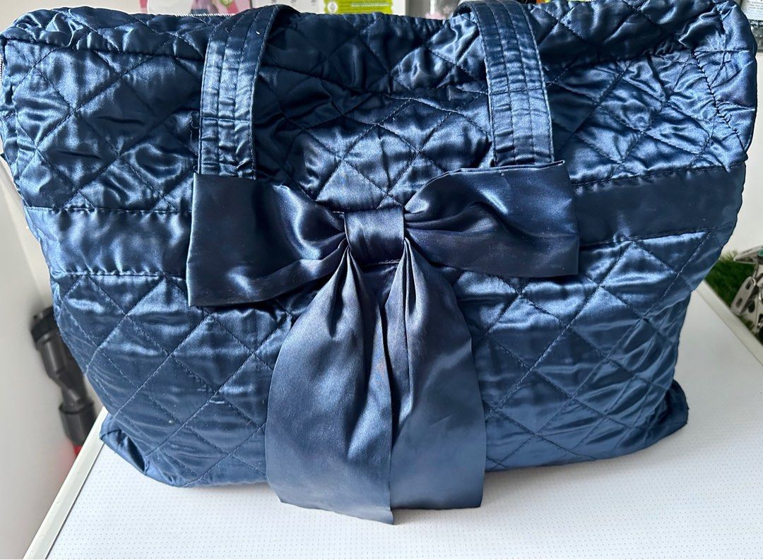 Naraya luggage bag shop
