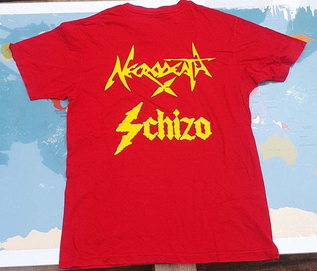 Nercodeath & schizo (Category: Activewear) located in Jerantut. Submitted by azharahmad81.aa (Listing ID 1204228415, Image 2). Description: kondisi baik. merah pekat amat lagi. size L boleh sarung.