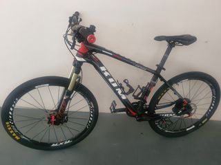 New Custom Build 26" Carbon MTB M size with full XT groupset