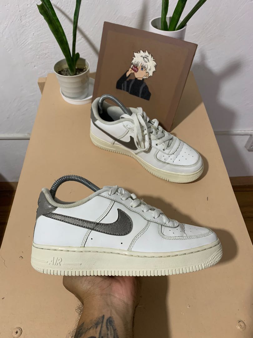 nike silver air force