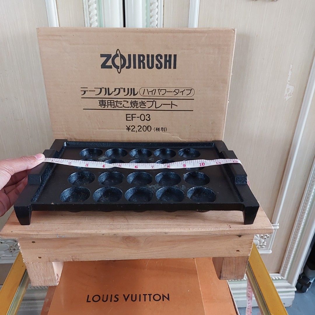 Original Zojirushi Takoyaki cast iron plate, Furniture & Home Living