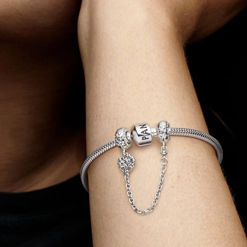 PANDORA Safety Chain Charm Heart Family Tree Design, Luxury