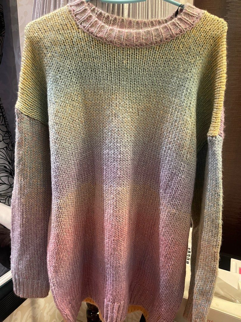 Forever 21 top pastel rainbow sweater