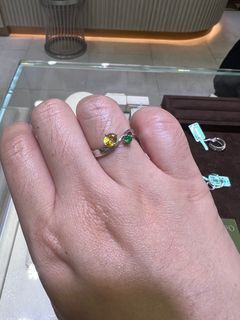 <REDUCED> 18K gold emerald and yellow sapphire ring