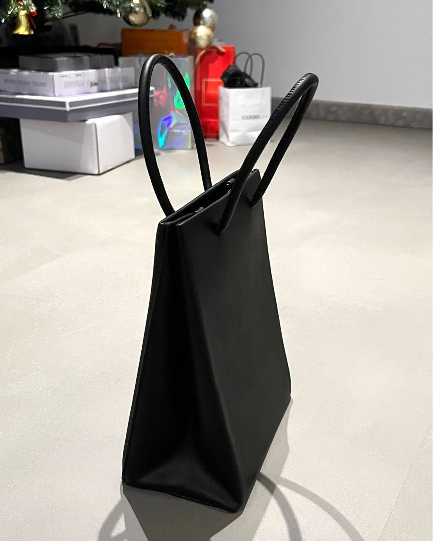 SAKS FIFTH AVENUE Top Handle Black Leather Bag Women s Fashion
