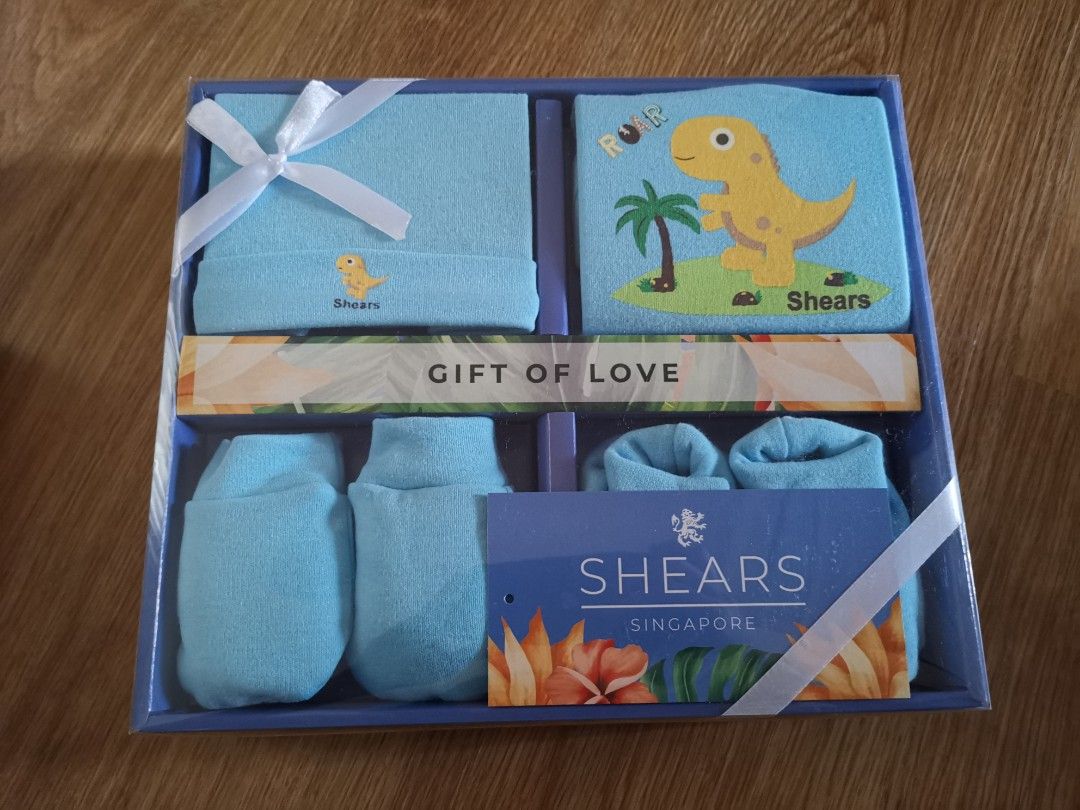 Shear Gift Set, Babies & Kids, Babies & Kids Fashion on Carousell
