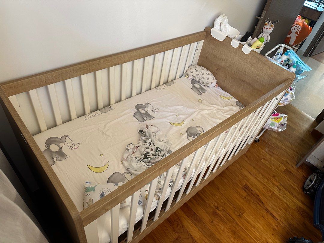 Silver Cross West Port Cot Bed, Babies & Kids, Baby Nursery & Kids