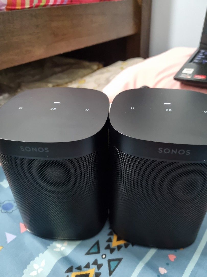 Sonos dual speakers top