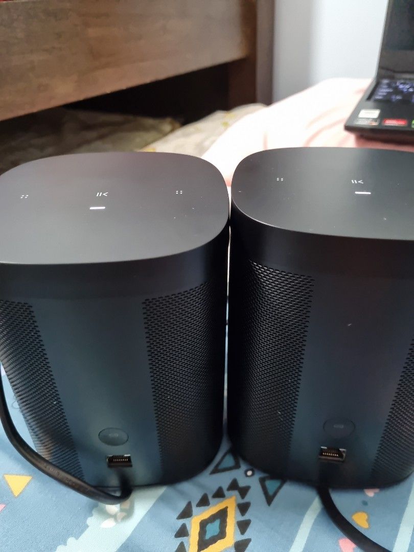 Sonos dual speakers top