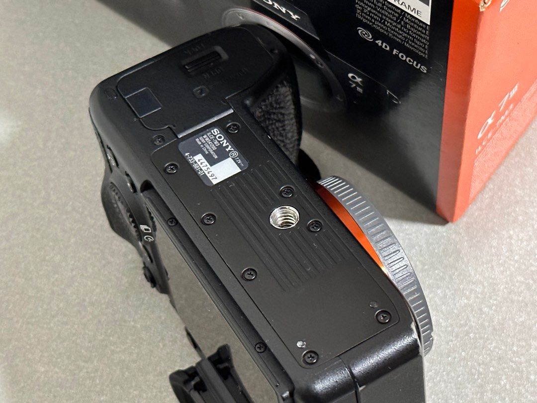 Sony A7iii with original box , Photography, Cameras on Carousell