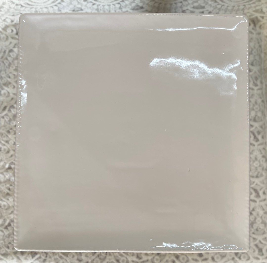 Square Ceramic Cake Stand (Category: Bakeware) located in Paranaque City. Submitted by vintagesoulmanila (Listing ID 1204283335, Image 2). Description: Measurements: *Diameter - 11 x 11.5 inches *Height - 5 inches.