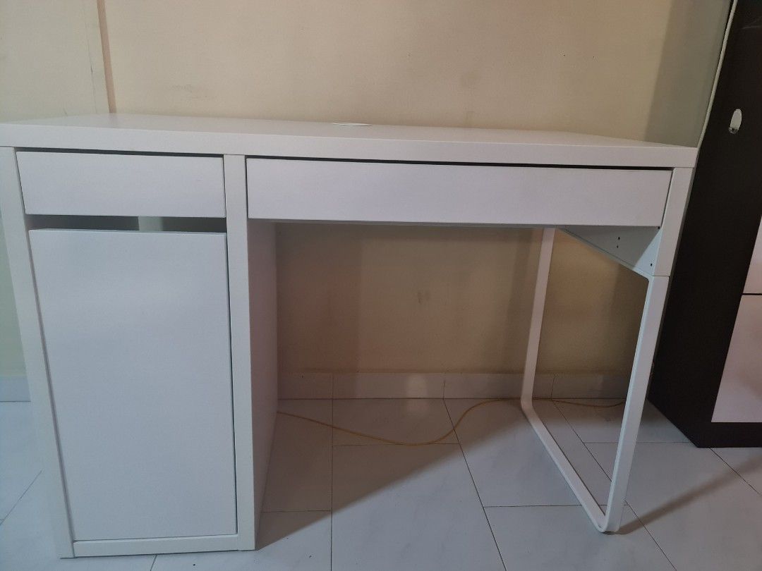 Study Table (Category: Other Home Furniture) located in Singapore. Submitted by sharonstkim07 (Listing ID 1204190613, Image 1). Description: Ikea writing desk for sale. Width 105cm x Depth 50cm x Height 75cm Self collect. https://www.ikea.com/sg/en/p/micke-desk-white-80354276/?utm_source=google&utm_medium=surfaces&utm_campaign=shopping_feed&utm_content=free_google_shopping_clicks_Workspaces&gclid=Cj0KCQiAtICdBhCLARIsALUBFcFucU0AqqHJ-k5GcyBR1l6wNa