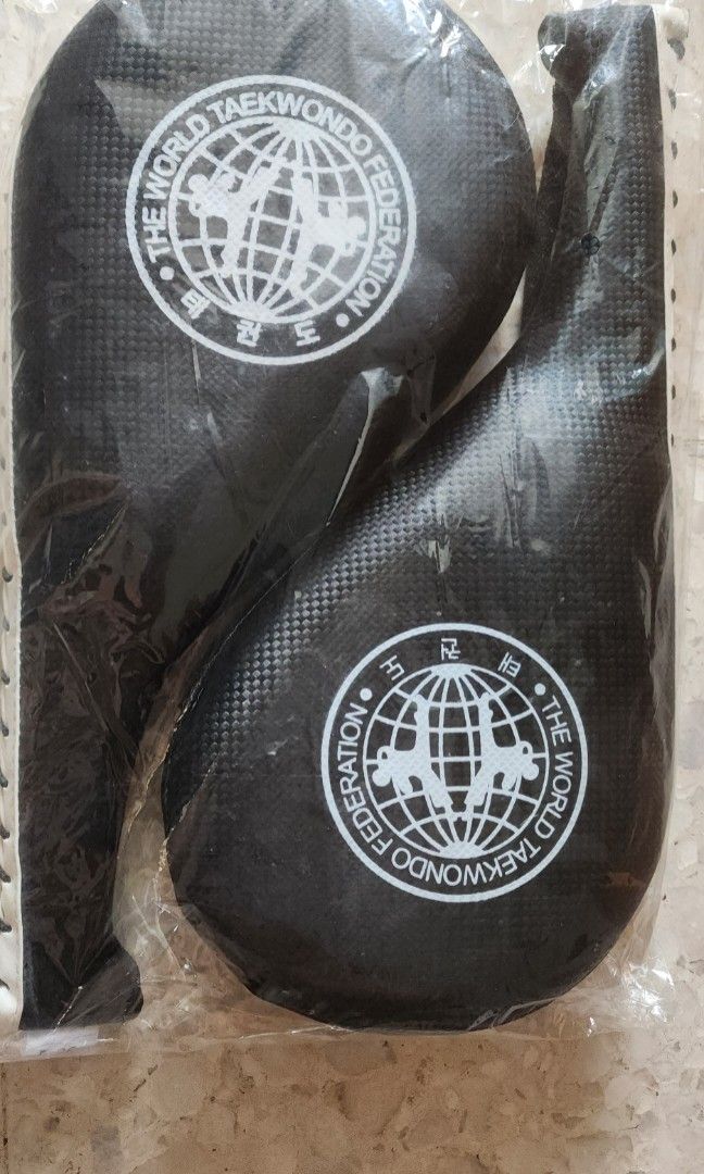 Taekwondo kick pads, Sports Equipment, Other Sports Equipment and