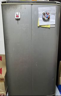 Used Refrigerator- MOVING OUT SALE !!!!!