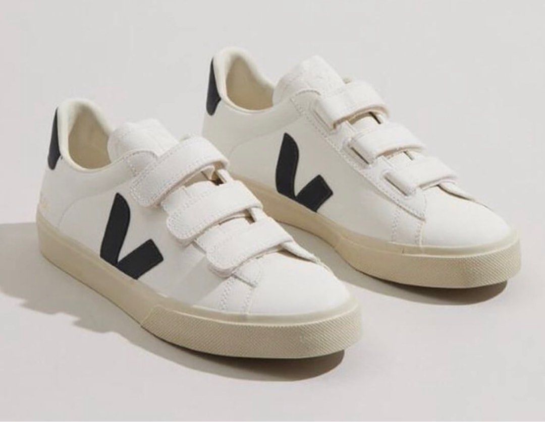 Veja Recife in Black, Women's Fashion, Footwear, Sneakers on Carousell