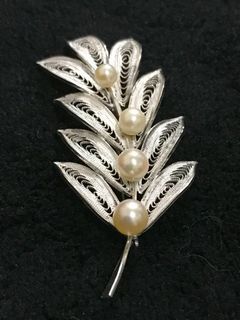 Vintage Akoya Pearl Silver Leaf Brooch