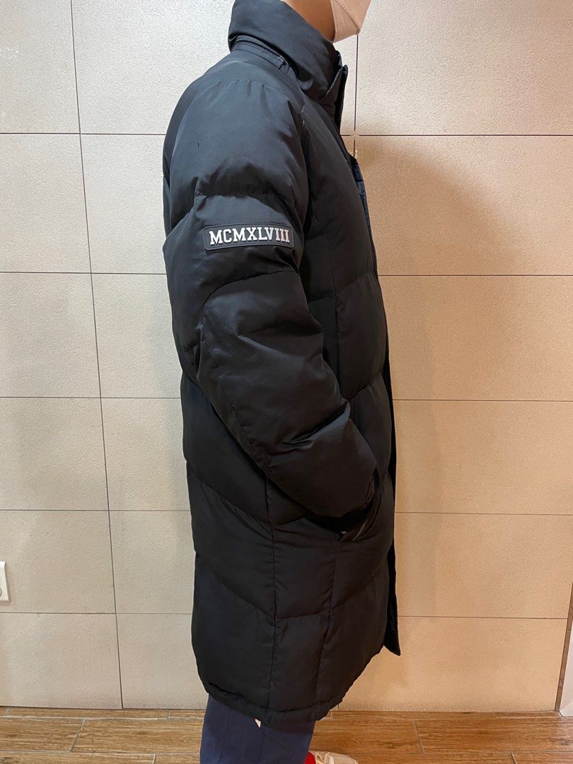 Winter Jacket (Category: Coats, Jackets and Outerwear) located in Singapore. Submitted by mickeymouss (Listing ID 1204302841, Image 2). Description: Puffy winter jacket, keep you super warm, there is sign of some small little holes and end of the zip holder chip off but can still zip or alternatively can use the Velcro. .