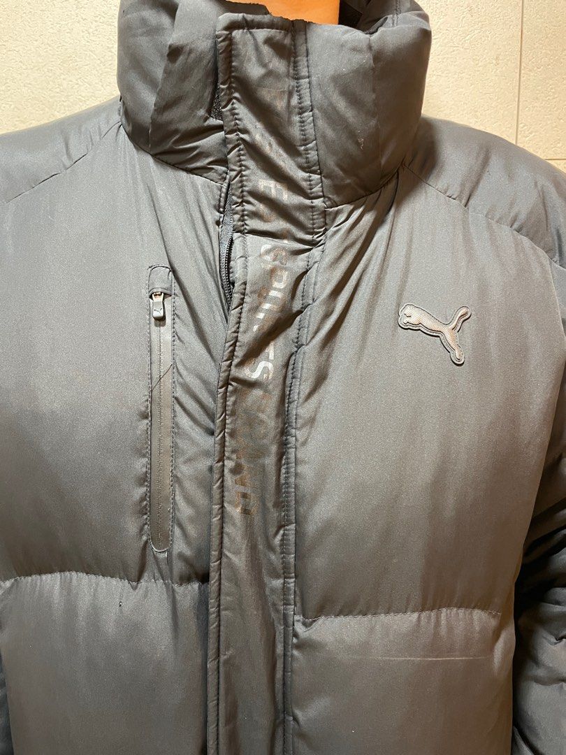 Winter Jacket (Category: Coats, Jackets and Outerwear) located in Singapore. Submitted by mickeymouss (Listing ID 1204302841, Image 3). Description: Puffy winter jacket, keep you super warm, there is sign of some small little holes and end of the zip holder chip off but can still zip or alternatively can use the Velcro. .