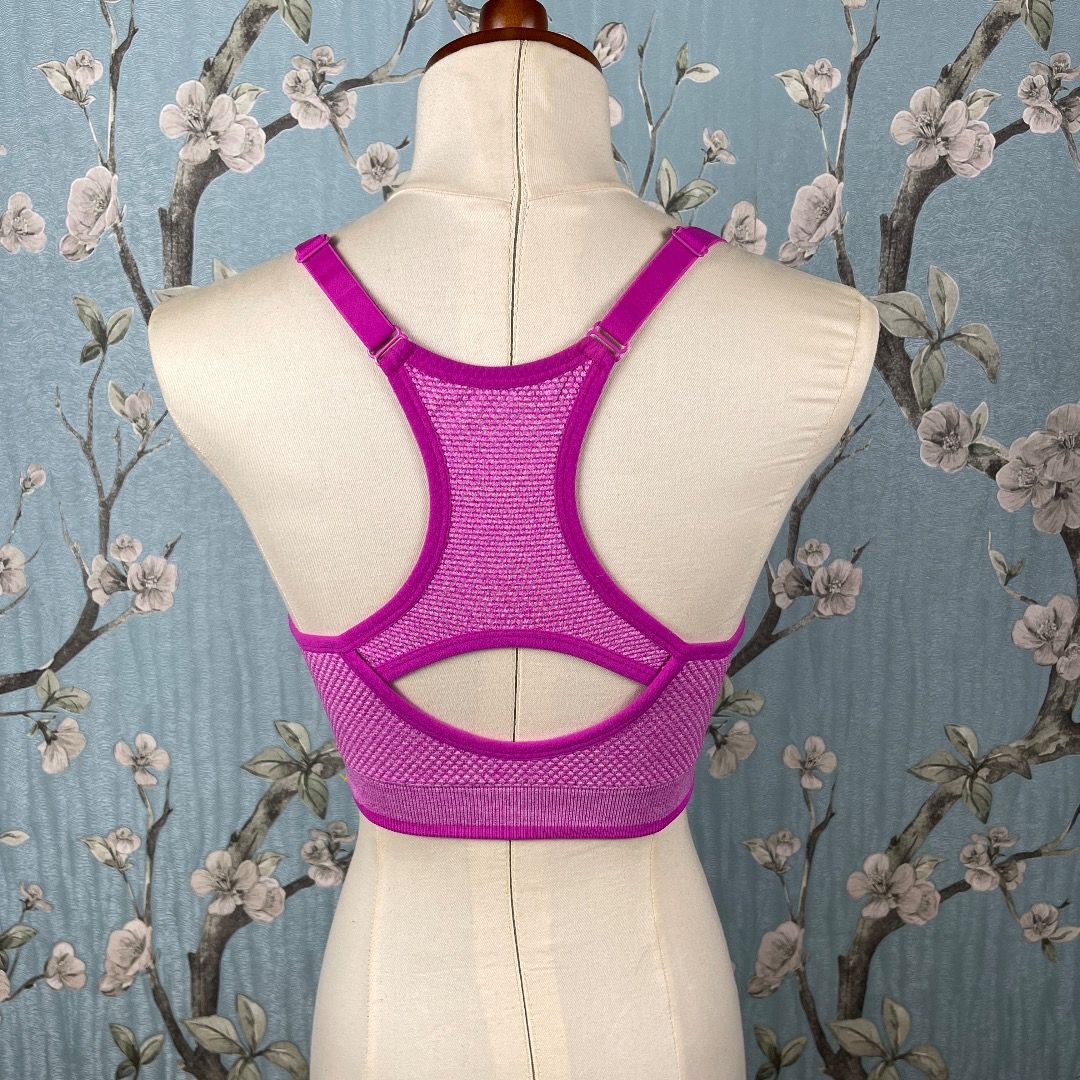 Danskin Sport Bra XL, Women's Fashion, Activewear on Carousell