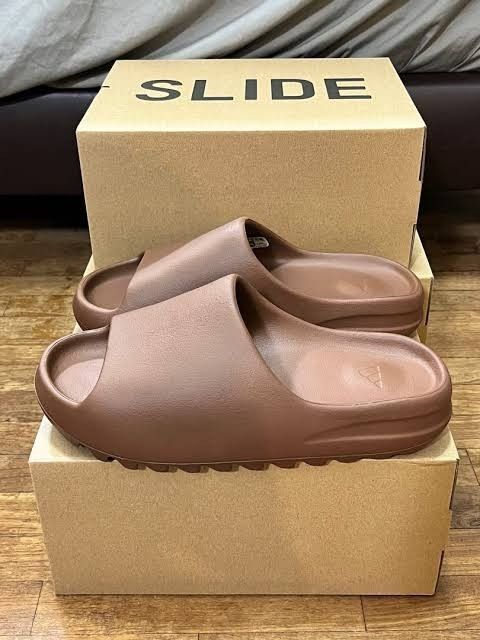 Yeezy slide best sale true to size