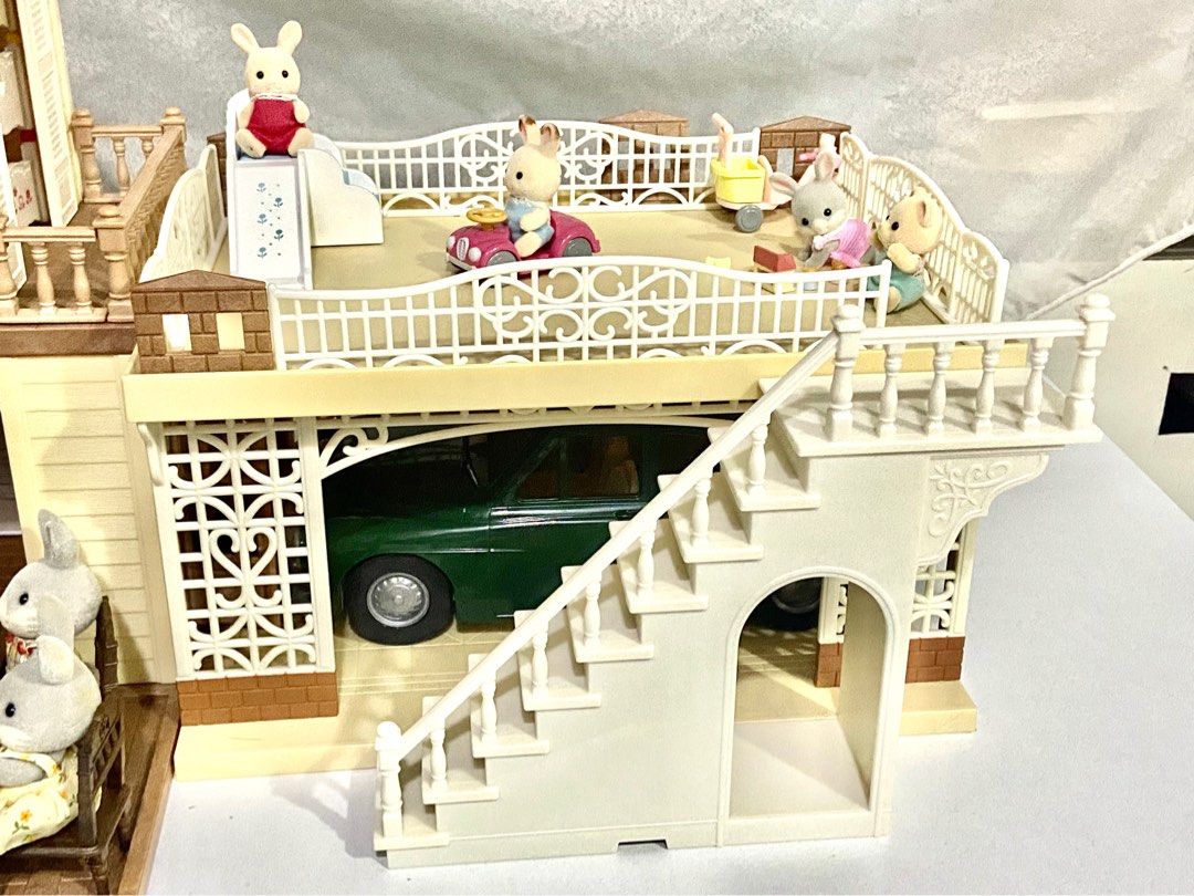 RARE HUGE Sylvanian Families Blue Roof House with Green Car
