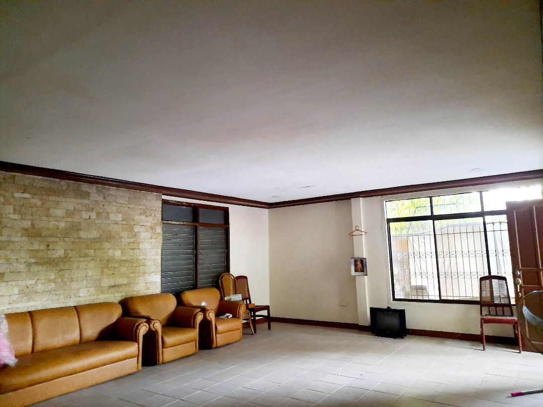 4Bedroom Bungalow House, 250 sqm Lot and 220 sqm Floor, Barangay