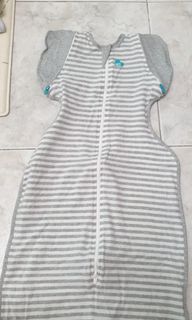 8.5-11kg baby swaddle / transition bag