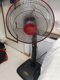 由 pporoooro (刊登 ID 1204581437，圖片 1) 提交，位於 的 (類別：)，說明：。
