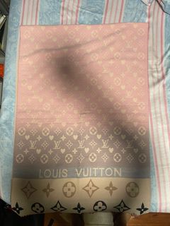 （分類：）位於 。 由 1Dav3 提交（商品編號 1204433179，圖片 1）。簡介： 。