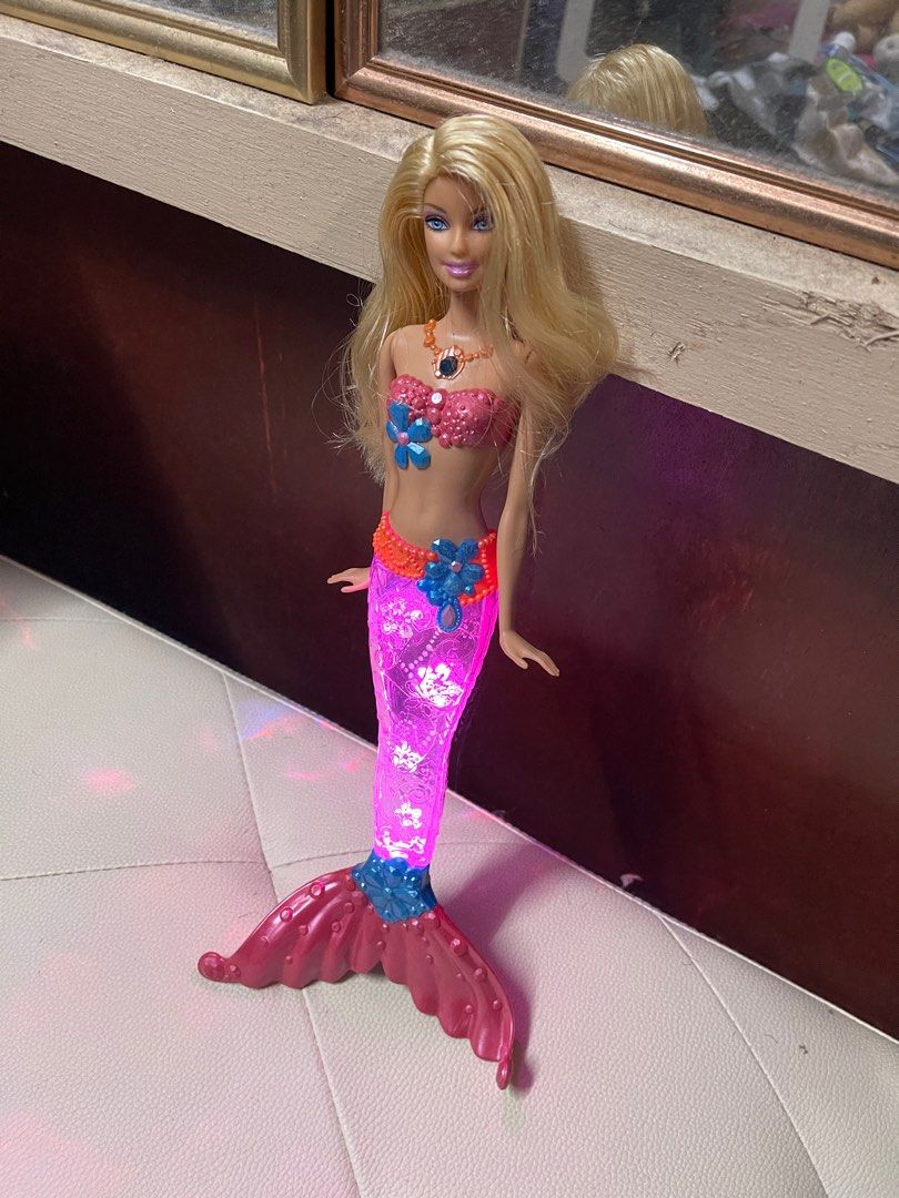 Light up top mermaid barbie
