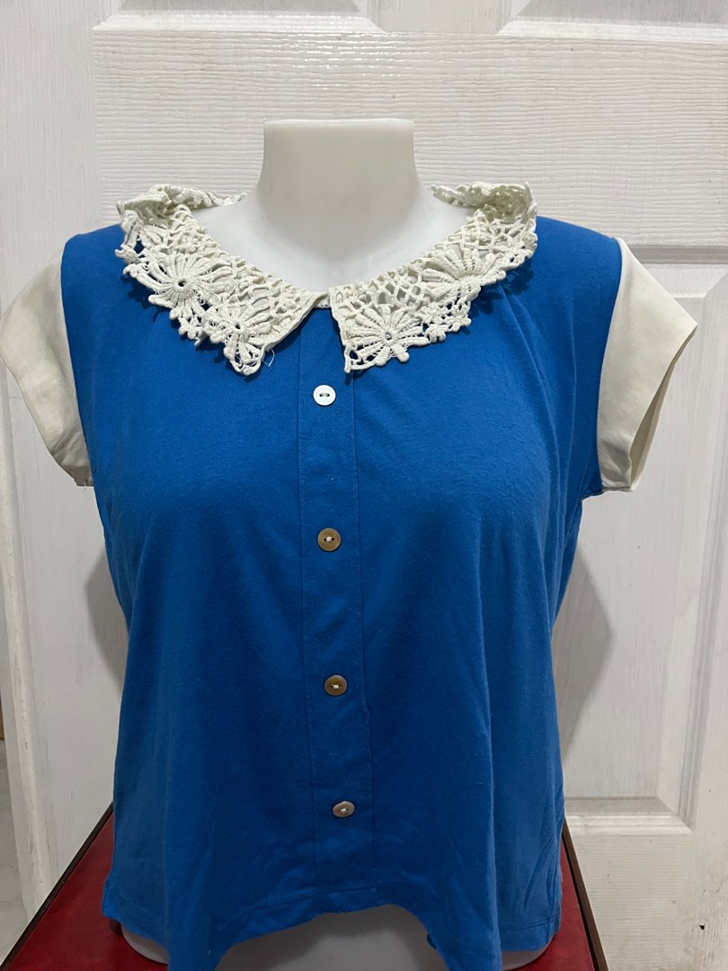 university blue low top